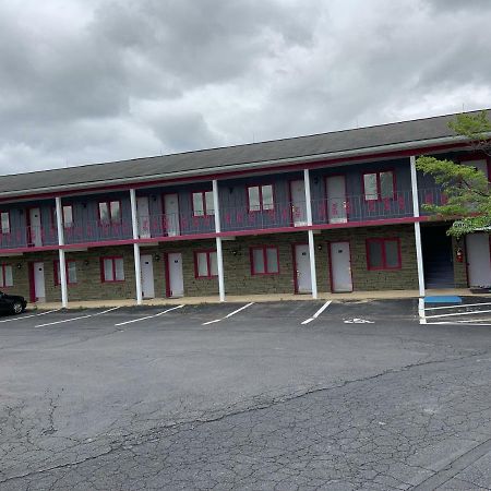 Travelodge By Wyndham Strasburg/Lancaster Amish Country Extérieur photo