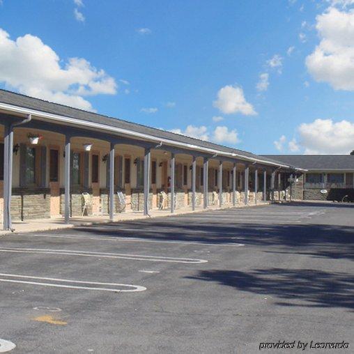 Travelodge By Wyndham Strasburg/Lancaster Amish Country Extérieur photo